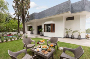StayVista's L Amore - Hillside Retreat with Mountain & Valley View, Lawn & Indoor-Outdoor Games